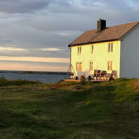 Secluded Holiday House By The Sea * Smola